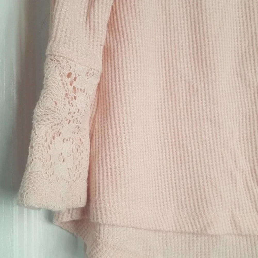 Old Navy Light Pink Waffle Thermal Trapeze Shirt Lace Detail